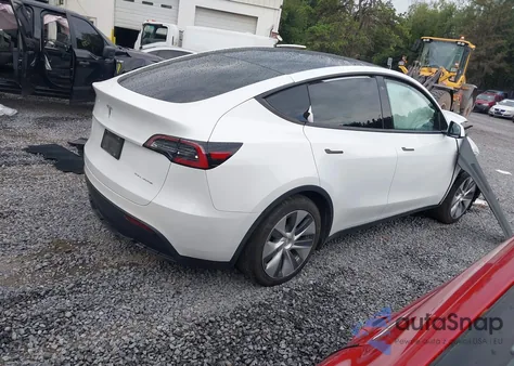 2020 Tesla Model Y Long Range Dual Motor All-Wheel Drive/Performance Dual Motor All-Wheel Drive z USA, uszkodzony, nr VIN 5YJYGDEF5LF006109